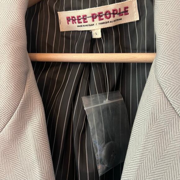 NEW‎ Free People Betty Solid Blazer size large grey - Picture 7 of 8